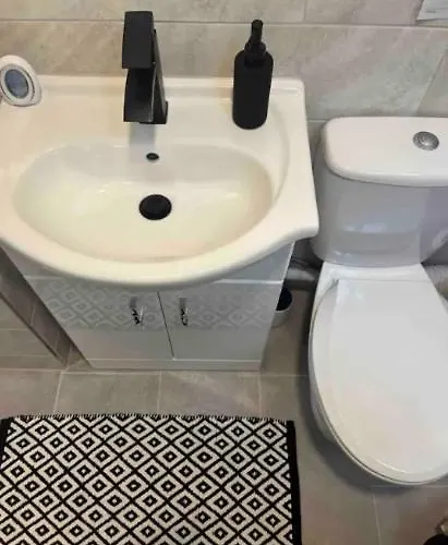 The Annex In Nyaraló