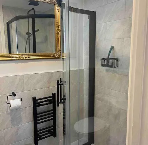 The Annex In Nyaraló